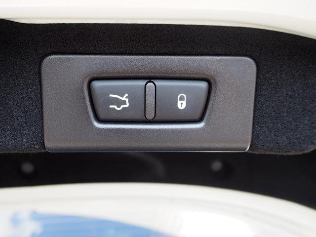 ベースグレード 左ハンドル 後期型ナビ 禁煙車 赤色レザーシート 電動サンルーフ 純正プロテオ19インチアルミホイール ツーリングPKG 地デジTV パドルシフト バックカメラ ETC 赤色キャリパー 正規ディーラ車(29枚目)