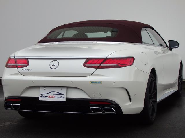 Sクラス S560 カブリオレ 弊社ユーザー様買取り車両 右H 純正パーツS63仕様 ダークレッドソフトトップ ベンガルレッドナッパレザー ダイヤモンドホワイト TVキャンセラー スワロフスキークリスタルPKG 純正20インチAW(11枚目)