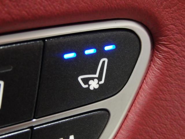 Sクラス S560 カブリオレ 弊社ユーザー様買取り車両 右H 純正パーツS63仕様 ダークレッドソフトトップ ベンガルレッドナッパレザー ダイヤモンドホワイト TVキャンセラー スワロフスキークリスタルPKG 純正20インチAW(30枚目)