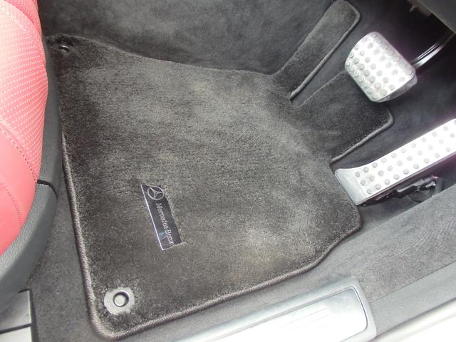 Sクラス S560 カブリオレ 弊社ユーザー様買取り車両 右H 純正パーツS63仕様 ダークレッドソフトトップ ベンガルレッドナッパレザー ダイヤモンドホワイト TVキャンセラー スワロフスキークリスタルPKG 純正20インチAW(42枚目)