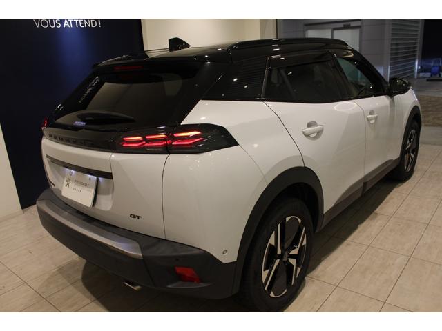 PEUGEOT 2008 GT BLUE HDI