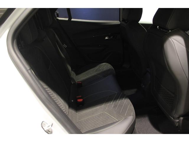 PEUGEOT 2008 GT BLUE HDI