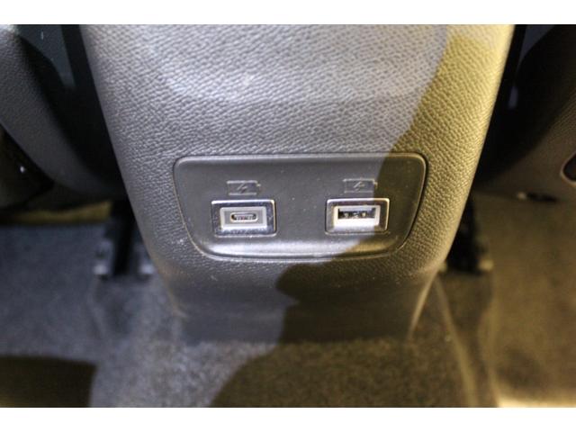 PEUGEOT 2008 GT BLUE HDI