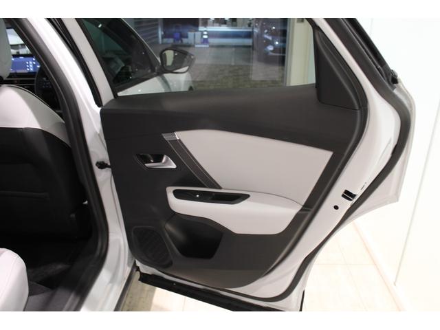 Ｃ４ マックス　ハイブリッド　新車保証継承／ＡＣＣ／レーンキープアシスト／フロントシートヒーター／１８インチ純正アルミホイール／ＬＥＤヘッドライト／１オーナー／禁煙車（44枚目）