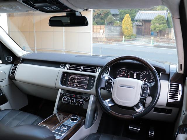 レンジローバー オートバイオグラフィー　スライディンググラスルーフ　リアエンターテイメントシステム　ＡＣＣ　ブラインドスポットモニター　フロントシートヒーター＆ベンチレーション＆シートマッサージ　リアシートヒーター＆ベンチレーション（15枚目）