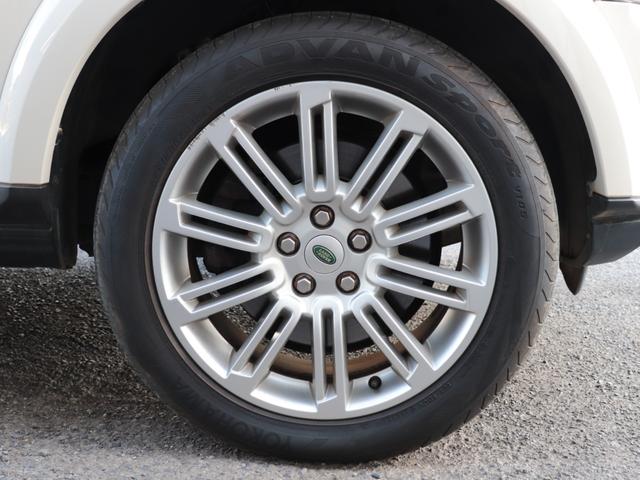 ディスカバリー４ ＨＳＥ　トリプルサンルーフ　サイドステップ　ステアリングヒーター　シートヒーター　リアエンターテイメント　クルーズコントロール　純正ナビ　ＥＴＣ　電動格納ミラー　オートライト　オートワイパー（46枚目）