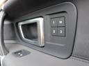 シートメモリーは3つまで記憶できます。運転席と助手席にてお使いいただけます。