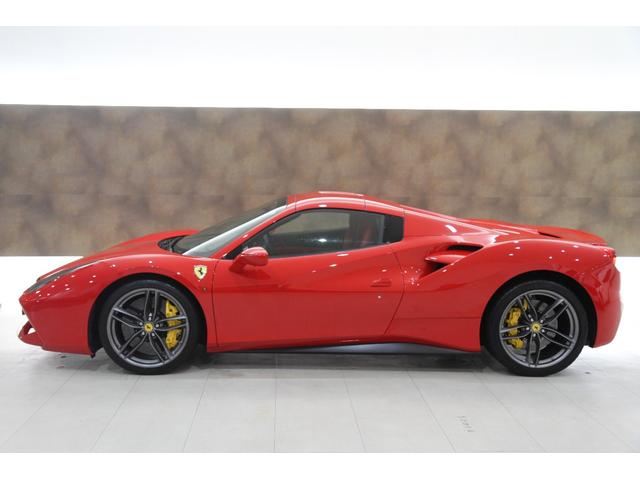 488スパイダー ベースグレード 正規D車 ブリリアントマフラー ロッソコルサ カーボンLEDステアリング フロントリフティング イエローブレーキキャリパー レッドレブカウンター 20インチ鍛造アルミホイール ETCドラレコレーダー(6枚目)