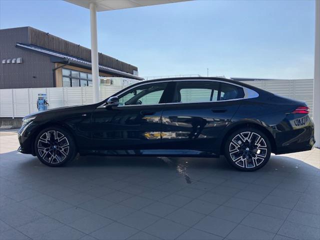 ５シリーズ ５２５Ｌｉ　エクスクルーシブ　Ｍスポーツ（8枚目）