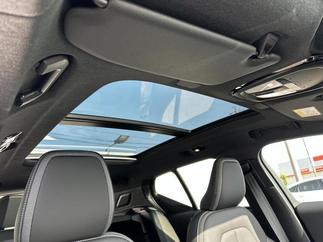 XC40リチャージ リチャージ プラスシングルモーター 電気自動車 Googleナビ 電動パノラマサンルーフ 360°ビューカメラ ブライトダスクメタリック 前後シートヒーター ステアリングヒーター パワーテールゲート 衝突軽減B(14枚目)