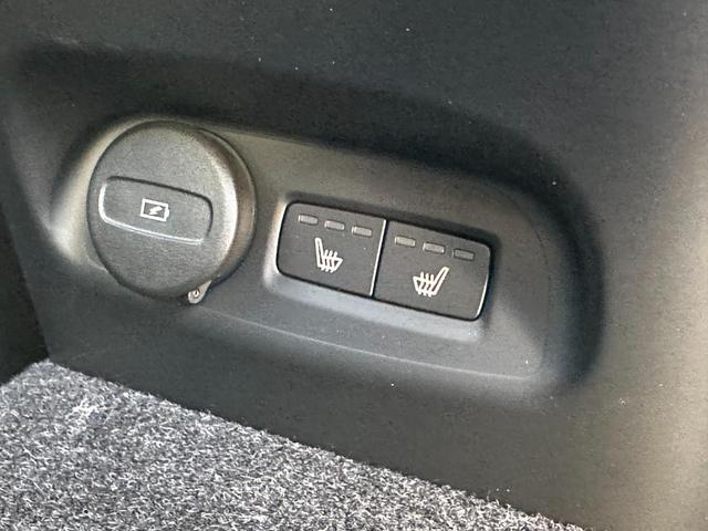 XC40リチャージ リチャージ プラスシングルモーター 電気自動車 Googleナビ 電動パノラマサンルーフ 360°ビューカメラ ブライトダスクメタリック 前後シートヒーター ステアリングヒーター パワーテールゲート 衝突軽減B(25枚目)