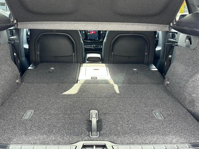 XC40リチャージ リチャージ プラスシングルモーター 電気自動車 Googleナビ 電動パノラマサンルーフ 360°ビューカメラ ブライトダスクメタリック 前後シートヒーター ステアリングヒーター パワーテールゲート 衝突軽減B(28枚目)