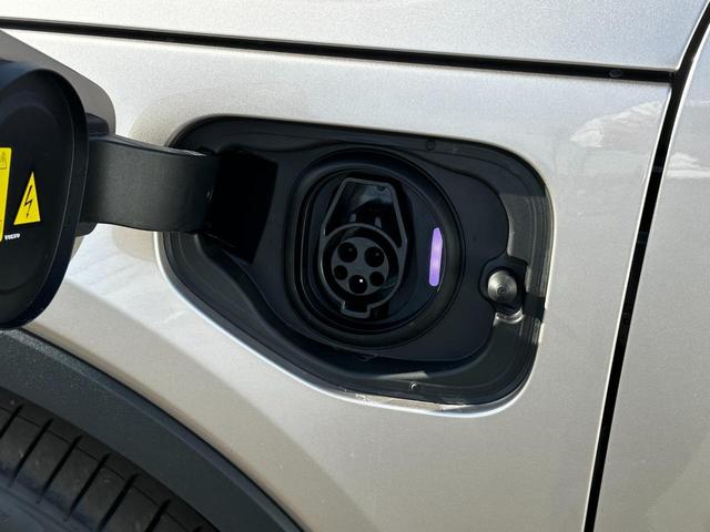 XC40リチャージ リチャージ プラスシングルモーター 電気自動車 Googleナビ 電動パノラマサンルーフ 360°ビューカメラ ブライトダスクメタリック 前後シートヒーター ステアリングヒーター パワーテールゲート 衝突軽減B(31枚目)