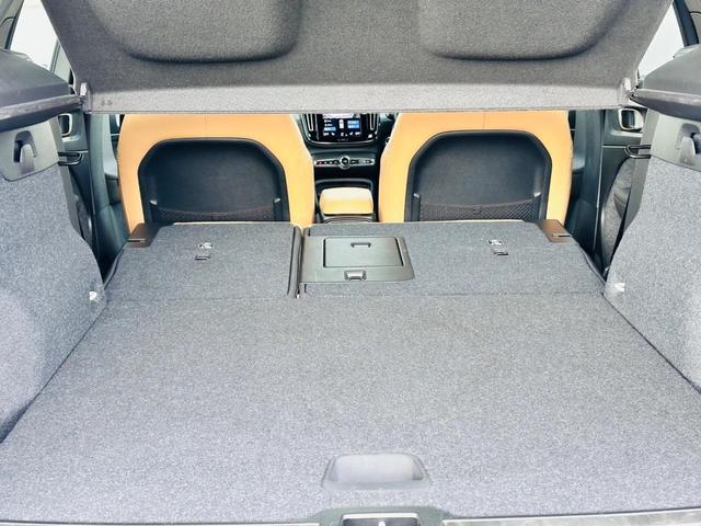 リチャージ PHV T5 インスクリプション 禁煙車/アンバーレザー/パノラマサンルーフ/純正ナビ/TV/アップルカープレイ/Bluetooth/F&Rシートヒーター/ステアリングヒーター/オートライト/レインセンサー/360カメラ/ETC(57枚目)