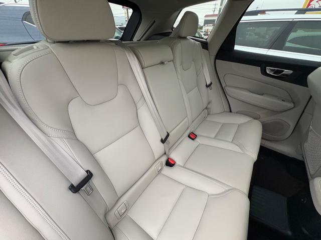 ＸＣ６０ リチャージアルティメトＴ６ＡＷＤプラグインハイブリド　パノラマサンルーフ／エアサスペンション／Ｇｏｏｇｌｅナビ／アップルカープレイ／Ｆ＆Ｒシートヒーター／ステアリングヒーター／ベンチレーション／マッサージ機能／３６０カメラ（16枚目）