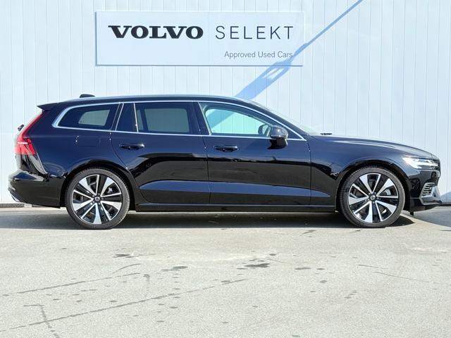 V60 リチャージ PHV T6 AWD インスクリプション ワンオーナー/禁煙車/パノラマサンルーフ/B&Wプレミアムサウンドシステム//チャコールレザー/F&Rシートヒーター/ステアリングヒーター/純正ナビ/TV/カープレイ/360カメラ/LEDヘッドライト(11枚目)