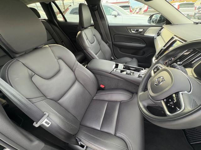 V60 リチャージ PHV T6 AWD インスクリプション ワンオーナー/禁煙車/パノラマサンルーフ/B&Wプレミアムサウンドシステム//チャコールレザー/F&Rシートヒーター/ステアリングヒーター/純正ナビ/TV/カープレイ/360カメラ/LEDヘッドライト(18枚目)