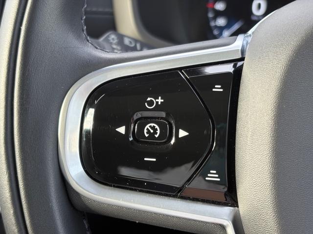 V60 リチャージ PHV T6 AWD インスクリプション ワンオーナー/禁煙車/パノラマサンルーフ/B&Wプレミアムサウンドシステム//チャコールレザー/F&Rシートヒーター/ステアリングヒーター/純正ナビ/TV/カープレイ/360カメラ/LEDヘッドライト(26枚目)