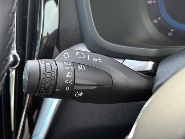 V60 クロスカントリー プラス B5 AWD 認定中古車/Googleナビ/カープレイ/Bluetooth/F&Rシートヒーター/ステアリングヒーター/360カメラ/衝突軽減B/LEDヘッドライト/オートライト/レインセンサー/ETC(23枚目)