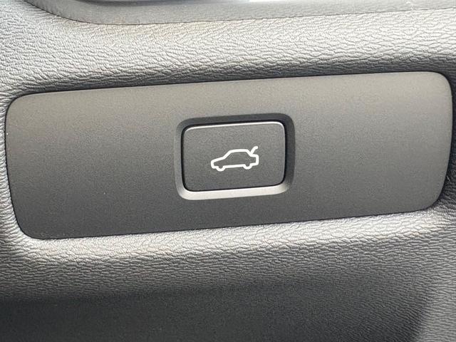 V60 クロスカントリー プラス B5 AWD 認定中古車/Googleナビ/カープレイ/Bluetooth/F&Rシートヒーター/ステアリングヒーター/360カメラ/衝突軽減B/LEDヘッドライト/オートライト/レインセンサー/ETC(25枚目)