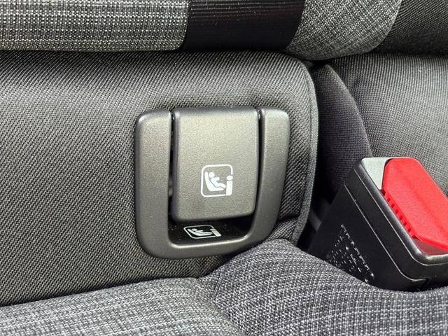 V60 クロスカントリー プラス B5 AWD 認定中古車/Googleナビ/カープレイ/Bluetooth/F&Rシートヒーター/ステアリングヒーター/360カメラ/衝突軽減B/LEDヘッドライト/オートライト/レインセンサー/ETC(37枚目)