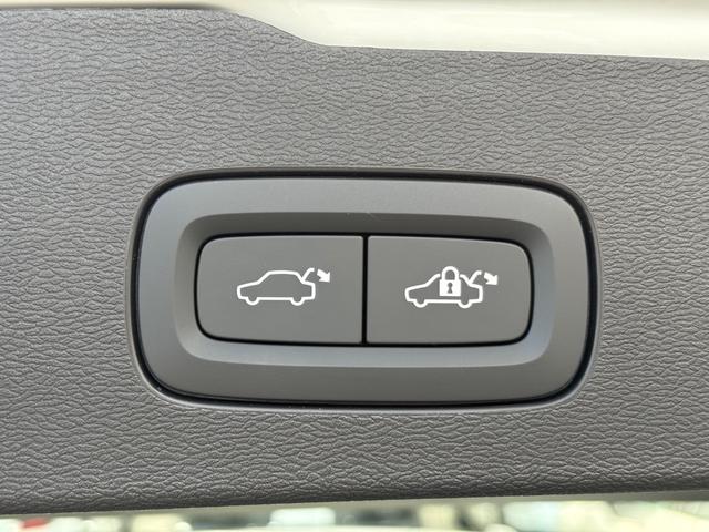 V60 クロスカントリー プラス B5 AWD 認定中古車/Googleナビ/カープレイ/Bluetooth/F&Rシートヒーター/ステアリングヒーター/360カメラ/衝突軽減B/LEDヘッドライト/オートライト/レインセンサー/ETC(40枚目)