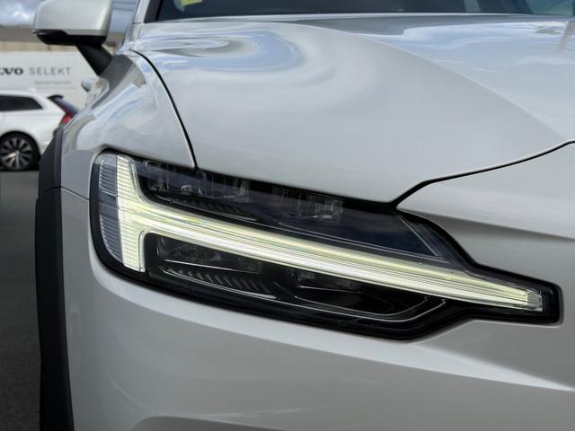 V60 クロスカントリー プラス B5 AWD 認定中古車/Googleナビ/カープレイ/Bluetooth/F&Rシートヒーター/ステアリングヒーター/360カメラ/衝突軽減B/LEDヘッドライト/オートライト/レインセンサー/ETC(43枚目)