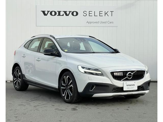 V40 クロスカントリー D4 ダイナミックエディション 禁煙車/純正ナビ/TV/Bluetooth/CD/LEDヘッドライト/レインセンサー/オートライト/ETC(8枚目)