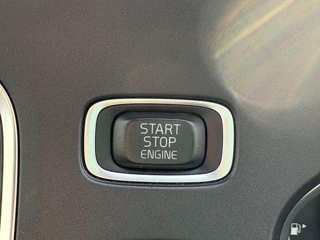 V40 クロスカントリー D4 ダイナミックエディション 禁煙車/純正ナビ/TV/Bluetooth/CD/LEDヘッドライト/レインセンサー/オートライト/ETC(18枚目)