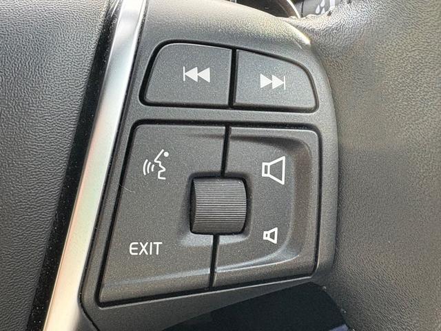 V40 クロスカントリー D4 ダイナミックエディション 禁煙車/純正ナビ/TV/Bluetooth/CD/LEDヘッドライト/レインセンサー/オートライト/ETC(21枚目)