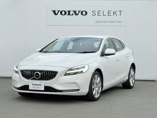 V40 D4 インスクリプション ディーゼルモデル/禁煙車/ブラックレザー/純正ナビ/TV/Bluetooth/ハーマンカードン/フロントシートヒーター/バックカメラ/LEDヘッドライト/レインセンサー/パワシート(5枚目)