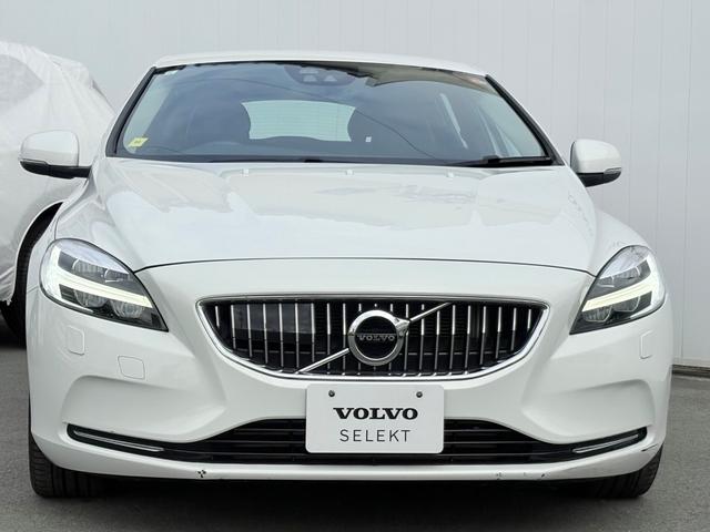V40 D4 インスクリプション ディーゼルモデル/禁煙車/ブラックレザー/純正ナビ/TV/Bluetooth/ハーマンカードン/フロントシートヒーター/バックカメラ/LEDヘッドライト/レインセンサー/パワシート(7枚目)