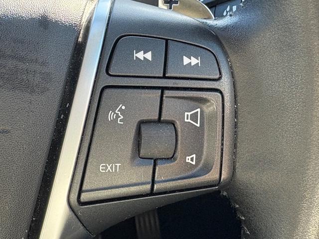 V40 D4 インスクリプション ディーゼルモデル/禁煙車/ブラックレザー/純正ナビ/TV/Bluetooth/ハーマンカードン/フロントシートヒーター/バックカメラ/LEDヘッドライト/レインセンサー/パワシート(21枚目)