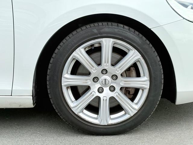 V40 D4 インスクリプション ディーゼルモデル/禁煙車/ブラックレザー/純正ナビ/TV/Bluetooth/ハーマンカードン/フロントシートヒーター/バックカメラ/LEDヘッドライト/レインセンサー/パワシート(39枚目)