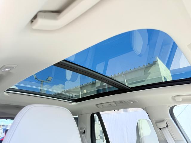 XC90 リチャージアルテメットT8AWDプラグインハイブリド ワンオーナー/禁煙車/ブロンドナッパレザーシート/パノラマサンルーフ/エアサスペンション/ハーマンカードン/Googleナビ/カープレイ/F&Rシートヒーター/ステアリングヒーター/ベンチレーション(7枚目)