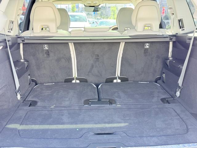 XC90 リチャージアルテメットT8AWDプラグインハイブリド ワンオーナー/禁煙車/ブロンドナッパレザーシート/パノラマサンルーフ/エアサスペンション/ハーマンカードン/Googleナビ/カープレイ/F&Rシートヒーター/ステアリングヒーター/ベンチレーション(52枚目)