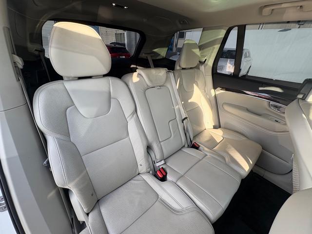 ＸＣ９０ Ｔ６　ＡＷＤ　インスクリプション　認定中古車／禁煙車／パノラマサンルーフ／純正ナビ／ＴＶ／カープレイ／／Ｂｌｕｅｔｏｏｔｈ／／Ｆ＆Ｒシートヒーター／ベンチレーション／マッサージ機能／３６０カメラ／衝突軽減Ｂ／パワーシート／ＥＴＣ（15枚目）