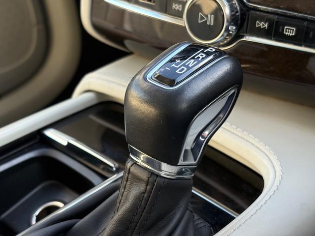 ＸＣ９０ Ｔ６　ＡＷＤ　インスクリプション　認定中古車／禁煙車／パノラマサンルーフ／純正ナビ／ＴＶ／カープレイ／／Ｂｌｕｅｔｏｏｔｈ／／Ｆ＆Ｒシートヒーター／ベンチレーション／マッサージ機能／３６０カメラ／衝突軽減Ｂ／パワーシート／ＥＴＣ（35枚目）