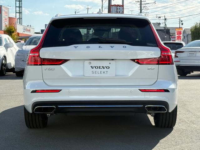 Ｖ６０ Ｂ５　インスクリプション　認定中古車／ブロンドレザー／オプション１９インチＡＷ／ハーマンカードン／純正ナビ／ＴＶ／カープレイ／Ｆ＆Ｒシートヒーター／ベンチレーション／マッサージ機能／３６０カメラ／ＥＴＣ（11枚目）