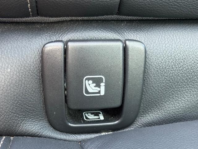 ＸＣ４０ リチャージ　ＰＨＶ　Ｔ５　インスクリプション　認定中古車／ワンオーナー／ブラックレザー／パノラマサンルーフ／ハーマンカードン／純正ナビ／ＴＶ／カープレイ／Ｆ＆Ｒシートヒーター／ステアリングヒーター３６０カメラ／ＬＥＤヘッドライト／レインセンサー（38枚目）