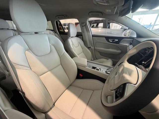 V60 ウルトラ B4 認定中古車/ブロンドナッパレザー/Googleナビ/B&Wプレミアムサウンドシステム/F&Rシートヒーター/ステアリングヒーター/ベンチレーション/マッサージ機能/360カメラ/パワーシート(10枚目)