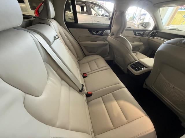 V60 ウルトラ B4 認定中古車/ブロンドナッパレザー/Googleナビ/B&Wプレミアムサウンドシステム/F&Rシートヒーター/ステアリングヒーター/ベンチレーション/マッサージ機能/360カメラ/パワーシート(11枚目)