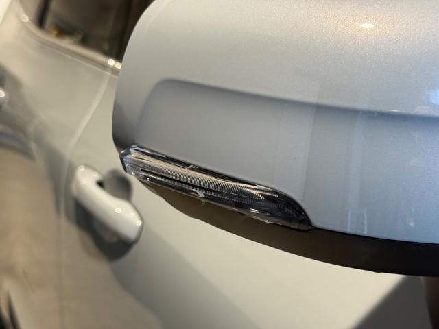 XC60 プラス B5 認定中古車/チャコールシート/Googleナビ/Bluetooth/カープレイ/F&Rシートヒーター/ステアリングヒーター/360カメラ/LEDヘッドライト/オートライト/レインセンサー/ETC(42枚目)