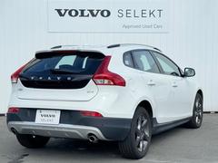 購入後は全国のＶＯＬＶＯ正規ディーラーにてアフターサービスをお受けいただけます。定期点検サービス、延長保証などの有料サービスも手厚くご用意しておりますので、ご不安事はお気軽にご相談下さい。 7
