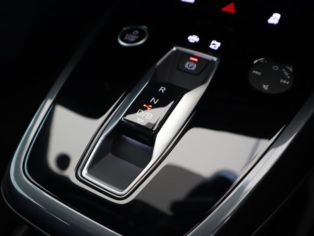 Ｑ４ ｅ－トロン ４０ｅ－トロン　Ｓライン　元デモカー　レザーシート　マトリクスＬＥＤヘッドライト　スポーツサスペンション　シートヒーター　オートマチックテールゲート　２０インチアルミホイール　スマートフォンワイヤレスチャージング（39枚目）