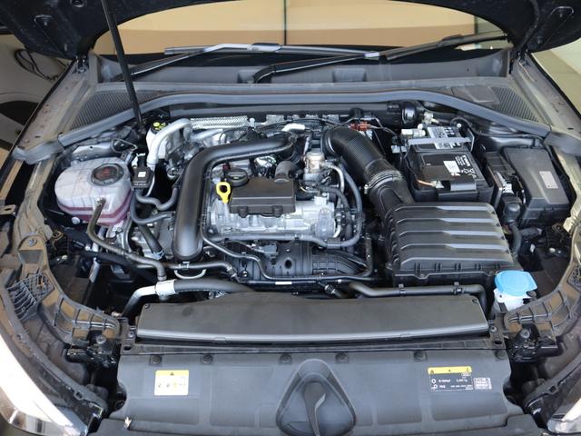 Ａ３ スポーツバック３０ＴＦＳＩ　ＬＥＤヘッドライト　バックカメラ　１６インチアルミホイール　ＴＶチューナー　ナビゲーション　シートヒーター　アダプティブクルーズコントロール　ＥＴＣ　ワンオーナー車　禁煙車（45枚目）