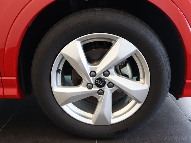 Ｑ３ ３５ＴＦＳＩアドバンスド　元デモカー　ＬＥＤヘッドライト　１８インチアルミホイール　ナビゲーション　サラウンドビューモニター　シートヒーター　スマーフォンワイヤレス充電　バーチャルコックピット　オートマチックテールゲート（9枚目）