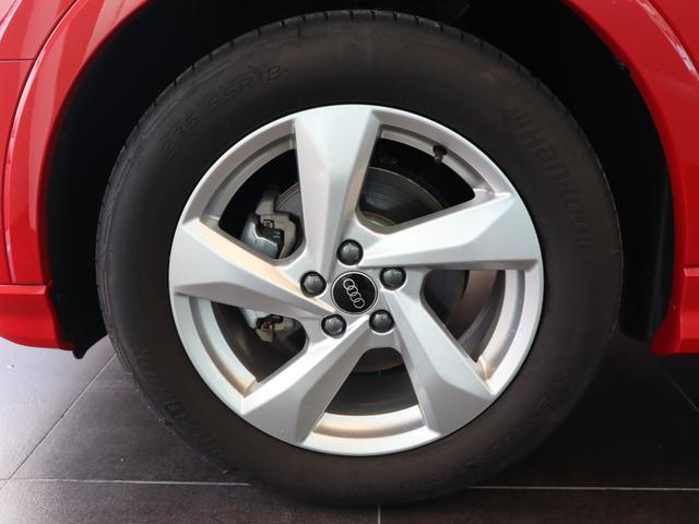 Ｑ３ ３５ＴＦＳＩアドバンスド　元デモカー　ＬＥＤヘッドライト　１８インチアルミホイール　ナビゲーション　サラウンドビューモニター　シートヒーター　スマーフォンワイヤレス充電　バーチャルコックピット　オートマチックテールゲート（12枚目）