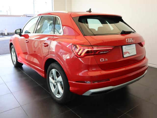 Ｑ３ ３５ＴＦＳＩアドバンスド　元デモカー　ＬＥＤヘッドライト　１８インチアルミホイール　ナビゲーション　サラウンドビューモニター　シートヒーター　スマーフォンワイヤレス充電　バーチャルコックピット　オートマチックテールゲート（16枚目）