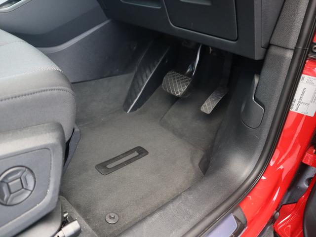 Ｑ３ ３５ＴＦＳＩアドバンスド　元デモカー　ＬＥＤヘッドライト　１８インチアルミホイール　ナビゲーション　サラウンドビューモニター　シートヒーター　スマーフォンワイヤレス充電　バーチャルコックピット　オートマチックテールゲート（27枚目）